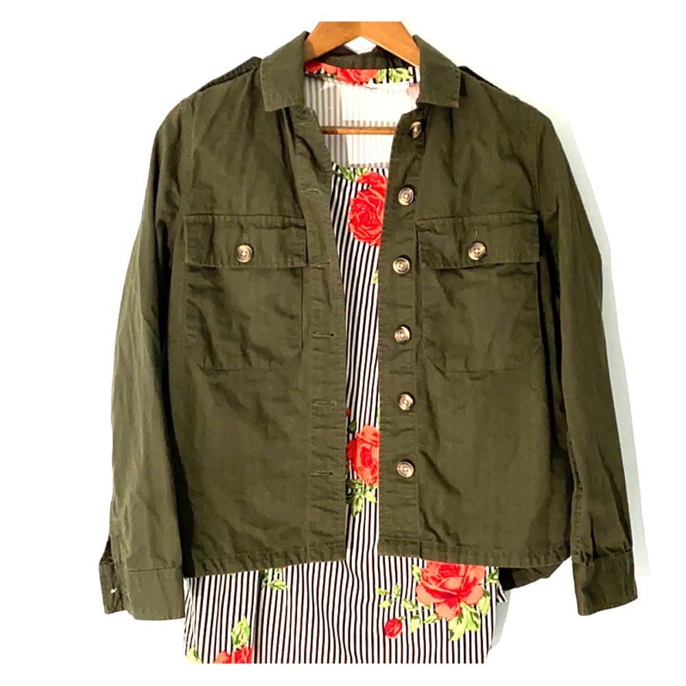 🦋 Forever 21 Military Green Jacket Sz Small